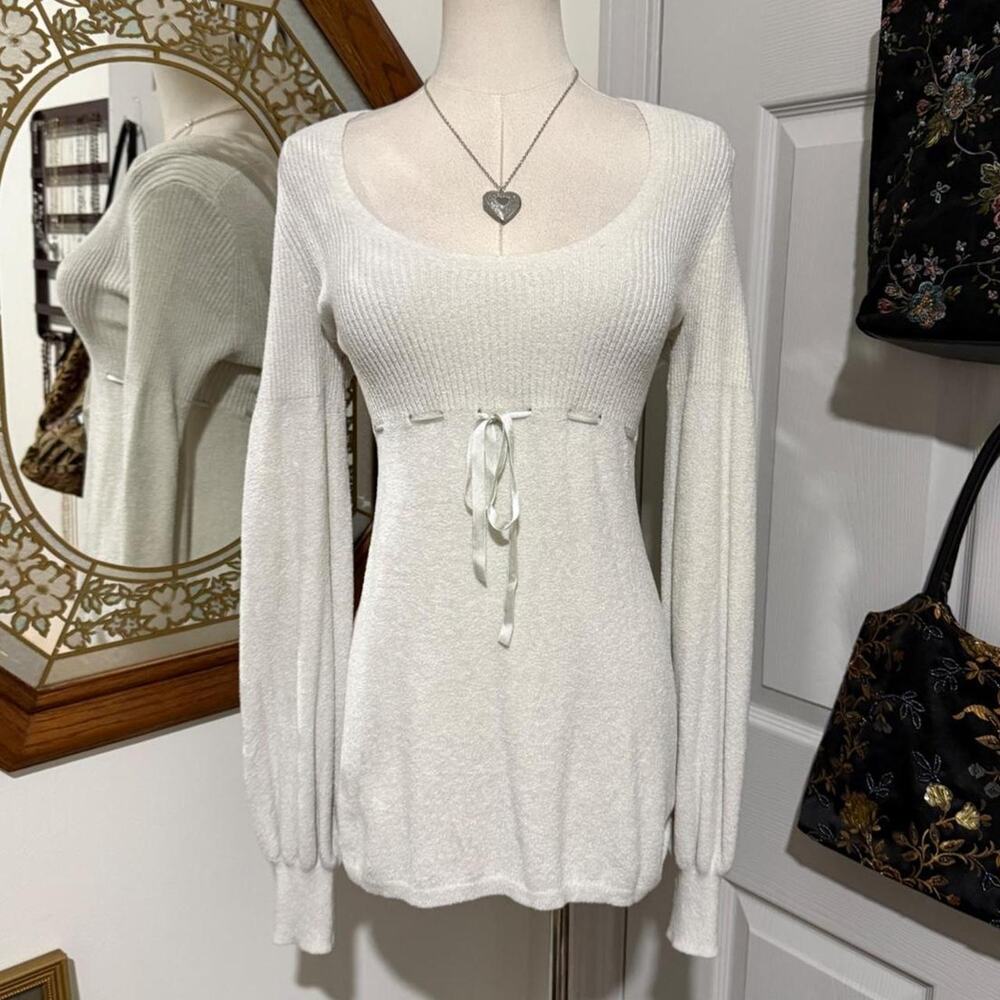 Y2K Moda International Silvery White Soft Long Sleeve Ribbed Babydoll Sweater S
